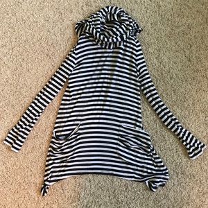 Andrea Jovine Long Sleeve Hooded Shirt